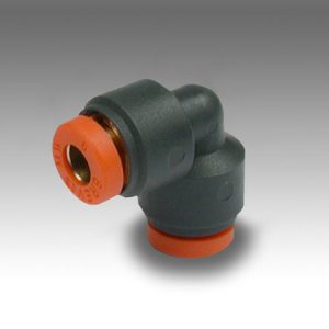 Conector codo tubo a tubo R21